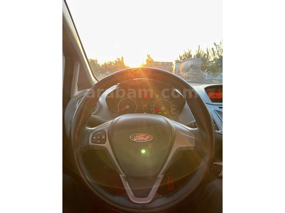 FORD FİESTA 2011  1.4 TDCİ 