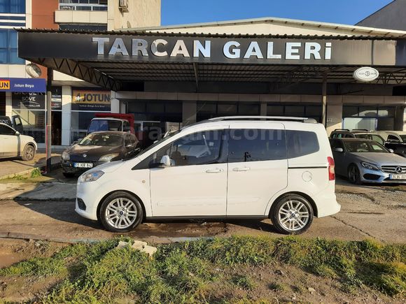 Galeriden Ford Tourneo Courier 1.5 TDCi Titanium Plus 2020 Model İzmir