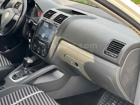 ORJİNAL TEK DEĞİŞEN YARIM LOKAL OTOMATİK