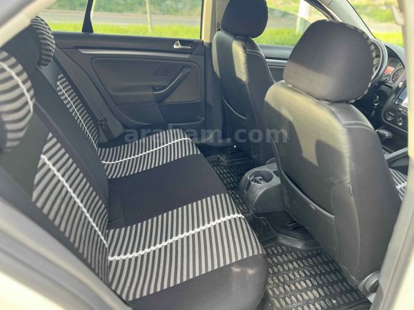 ORJİNAL TEK DEĞİŞEN YARIM LOKAL OTOMATİK
