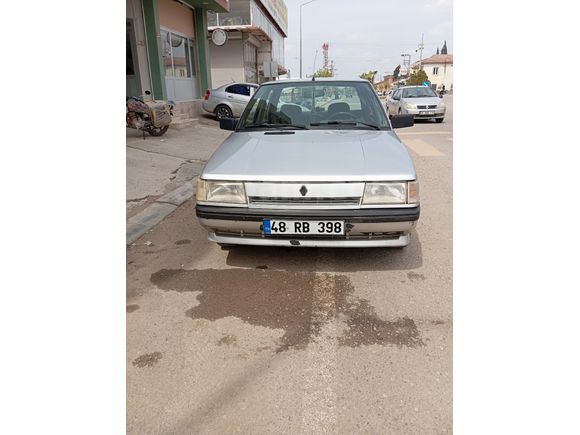 Sahibinden Renault R 9 1.4 Broadway 1986 Model