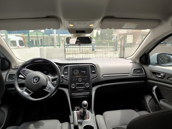 Sahibinden Renault Megane 1.6 Touch 2019 Model