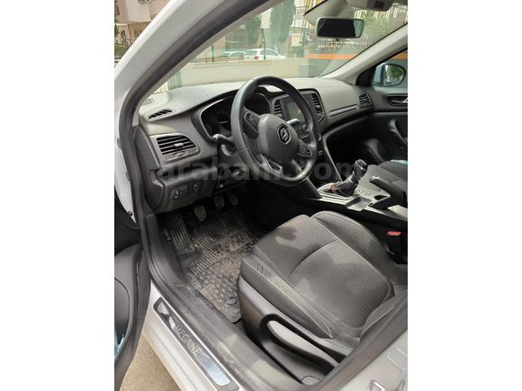 Sahibinden Renault Megane 1.6 Touch 2019 Model