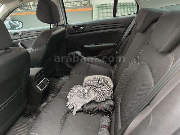 Sahibinden Renault Megane 1.6 Touch 2019 Model