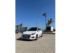 Sahibinden Hyundai i20 1.4 MPI Smart 2019 Model  103.000 km Beyaz