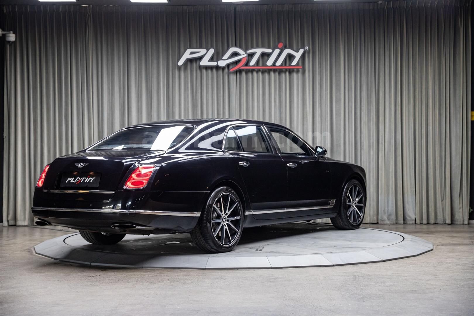 Galeriden Bentley Mulsanne 6.75 2011 Model İstanbul 175.365 km Siyah 6