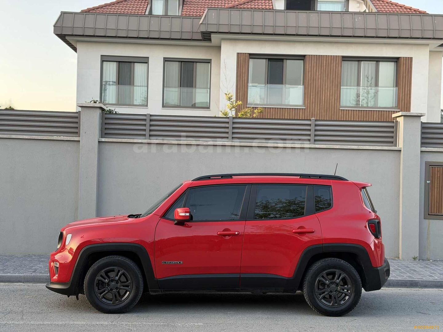 Galeriden Jeep Renegade 1.3 T Longitude 2020 Model İstanbul 93.000 km Kırmızı 4