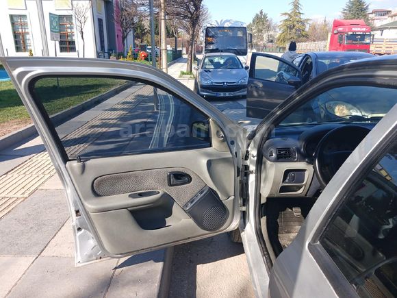 Sahibinden Renault Clio 1.4 Alize 2006 Model