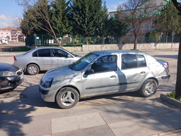 Sahibinden Renault Clio 1.4 Alize 2006 Model