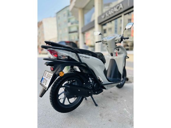 Sahibinden Honda Dio  kart taksit açıklamada