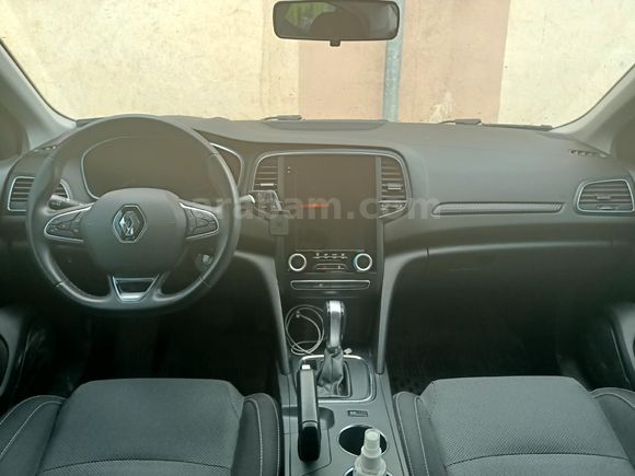 sahibinden temiz masrafsız Megane 4