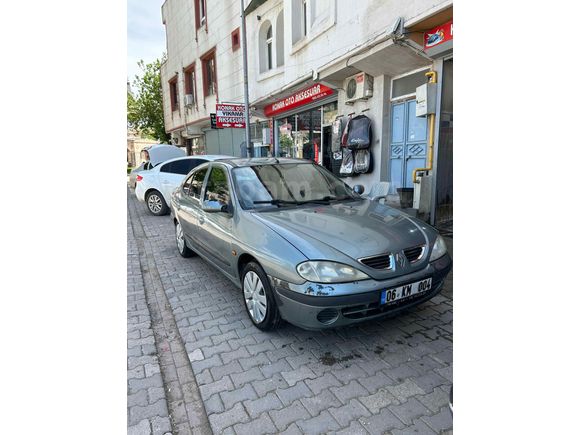 Sahibinden Renault Megane 1.6 RTE 1999 Model 