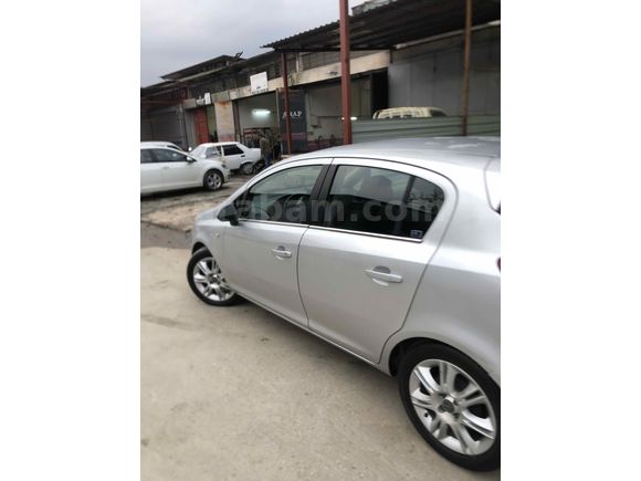 Öğretmenden Opel Corsa 1.3 CDTI Enjoy ( 111) 2011 Model  Gri (Gümüş)