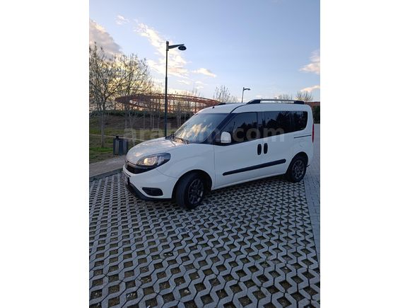 Sahibinden Fiat Doblo Combi 1.6 Multijet Safeline 2021 Model  90.000 km Beyaz