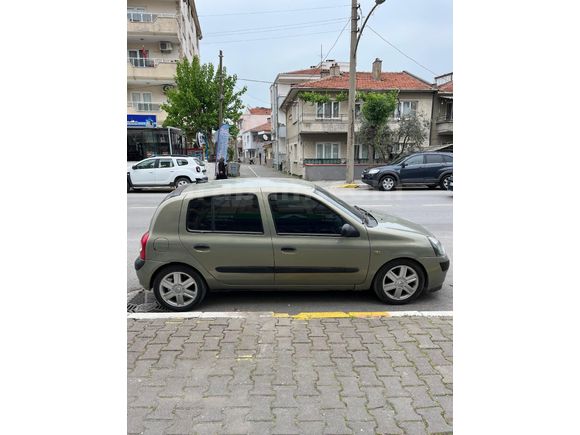 Sahibinden Renault Clio 1.2 Dynamic 2004 Model Balıkesir