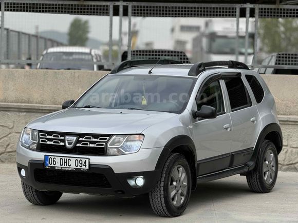 HATASIZ BOYASIZ Dacia Duster 1.5 dCi Laureate 2015 Model Ankara 200.000 km Gri (Gümüş)