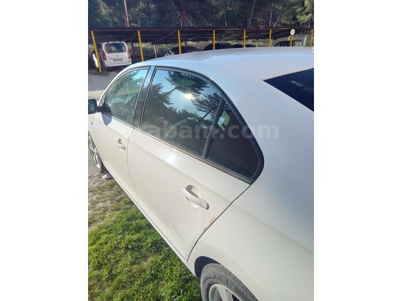 Sahibinden Skoda Rapid 1.6 TDI Elegance 2014 Model
