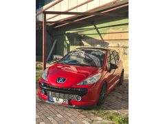 Motor masrafı vardır o yüzden uygun yazıyorum fiyat yine konuşulur değerinde araçla takas olur 