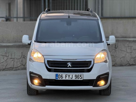 CAM TAVAN UYGUN RAKAM Peugeot Partner 1.6 HDI Zenith 2017 Model Ankara