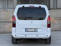 CAM TAVAN UYGUN RAKAM Peugeot Partner 1.6 HDI Zenith 2017 Model Ankara