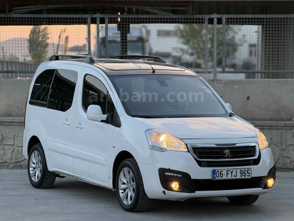 CAM TAVAN UYGUN RAKAM Peugeot Partner 1.6 HDI Zenith 2017 Model Ankara
