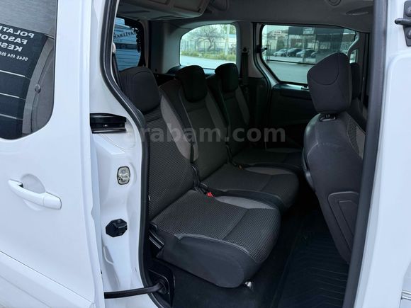 CAM TAVAN UYGUN RAKAM Peugeot Partner 1.6 HDI Zenith 2017 Model Ankara