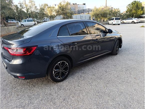 Sahibinden Renault Megane 1.3 TCe Touch 2024 Model