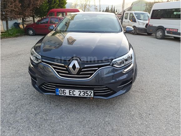 Sahibinden Renault Megane 1.3 TCe Touch 2024 Model