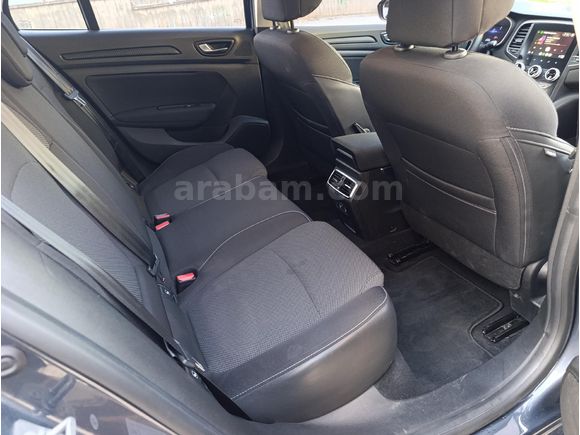 Sahibinden Renault Megane 1.3 TCe Touch 2024 Model