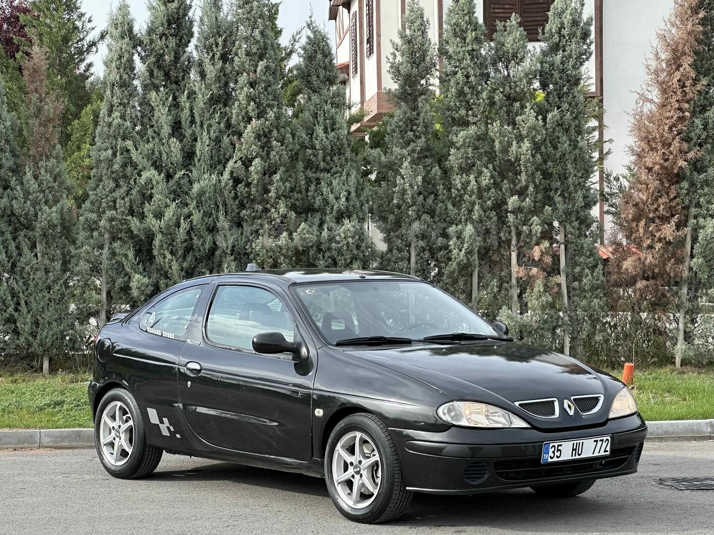 Galeriden Renault Megane 1.6 Sport Edition 2000 Model Ankara 207.000 km Siyah 6