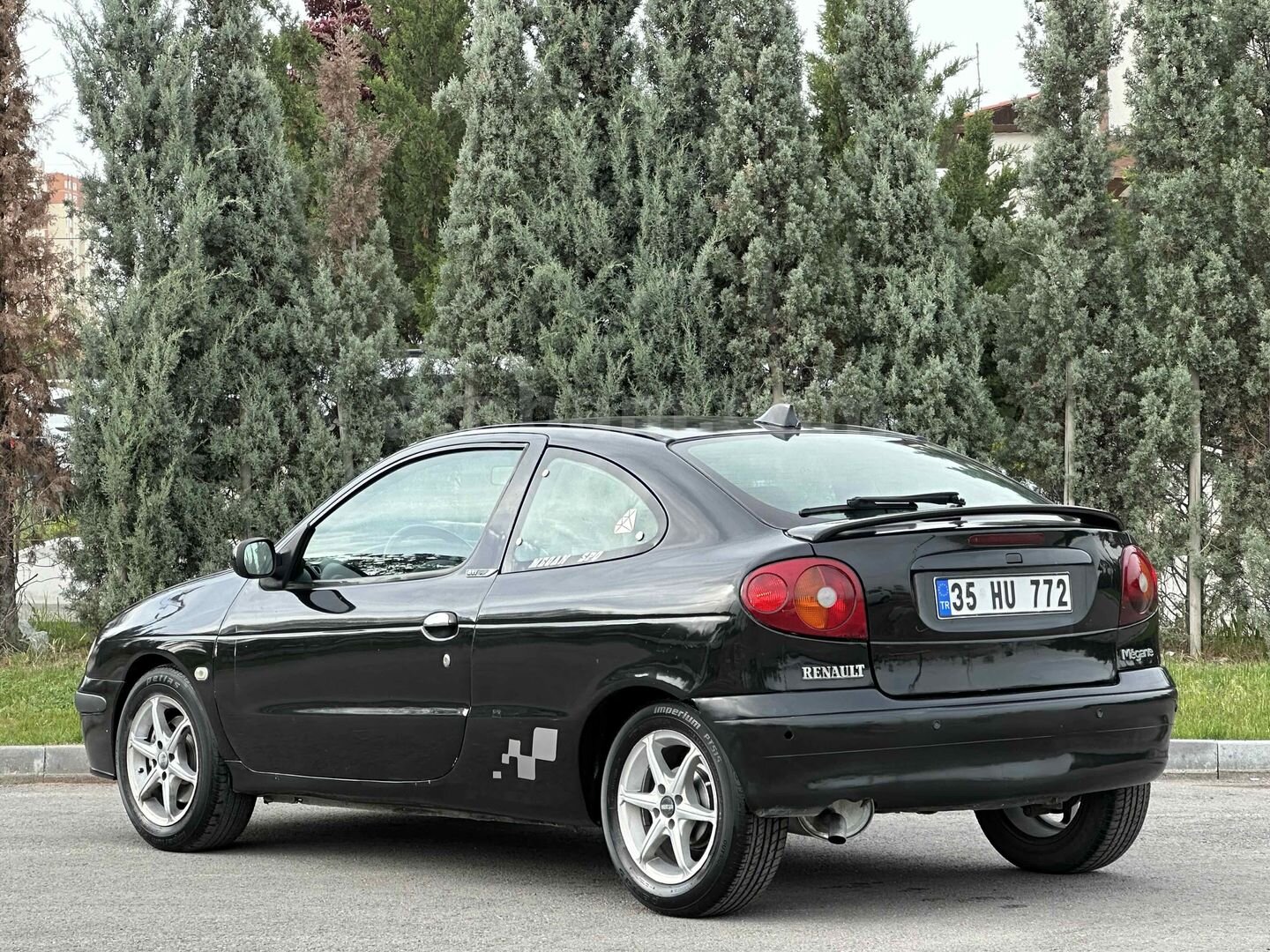 Galeriden Renault Megane 1.6 Sport Edition 2000 Model Ankara 207.000 km Siyah 3