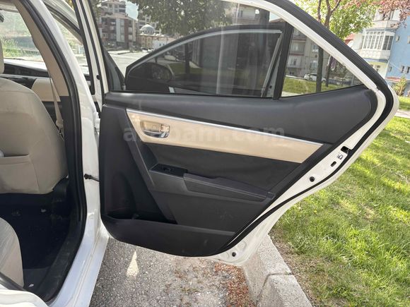 Sahibinden Toyota Corolla 1.6 Advance 2015 Model 