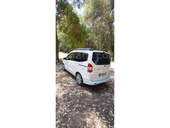 Sahibinden Ford Tourneo Courier 1.5 TDCi Titanium Plus 2020 Model