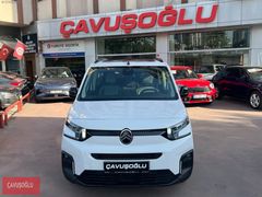 ÇAVUŞOĞLU 2025 BERLİNGO 1.5 HDI PLUS CAM TAVAN BOYASIZ TRAMERSİZ