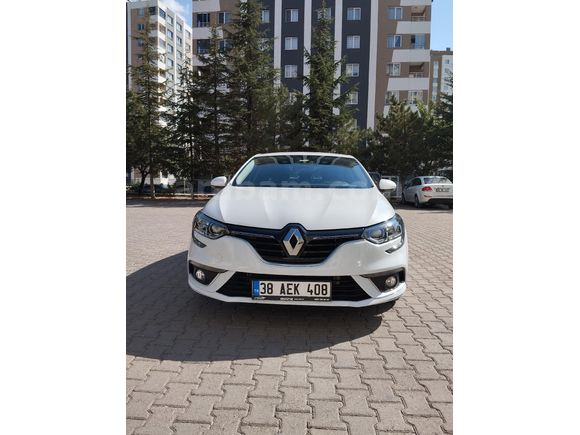 Sahibinden Renault Megane 1.5 dCi Touch 2020 Model  64.000 km Beyaz
