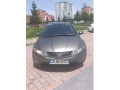 **DÜŞÜK KM EMSALLERİNDEN ÇOK UYGUNA**-