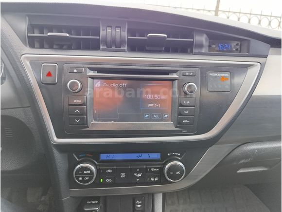 Sahibinden Toyota Auris 1.6 Active 2013 Model