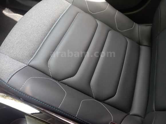 Sahibinden Citroen C4 X 1.2 PureTech Shine 2024 Model