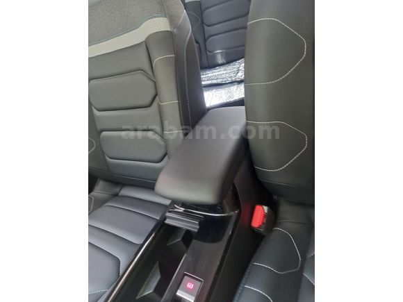 Sahibinden Citroen C4 X 1.2 PureTech Shine 2024 Model