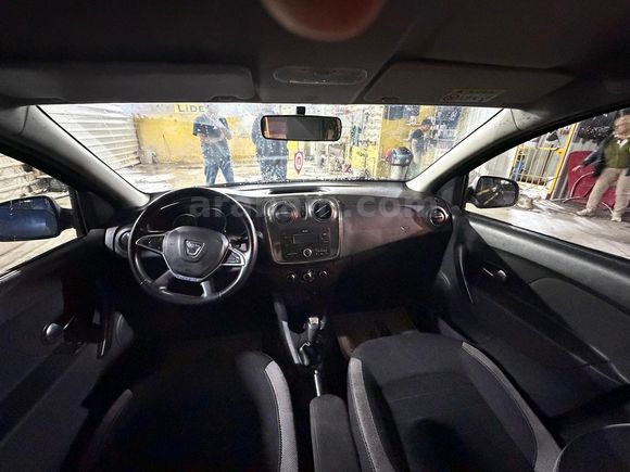 Sahibinden Dacia Sandero 0.9 TCe Stepway Easy-R 2018 Model 