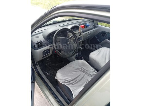 Sahibinden Renault Clio 1.5 dCi Authentique 2004 Model  230.000 km Yeşil