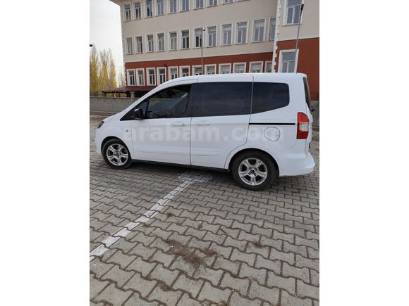 Ford Courier