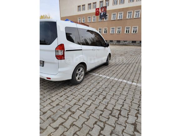 Ford Courier