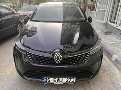 Sahibinden Renault Clio 1.0 TCe Evolution 2024 Model  27.000 km Siyah