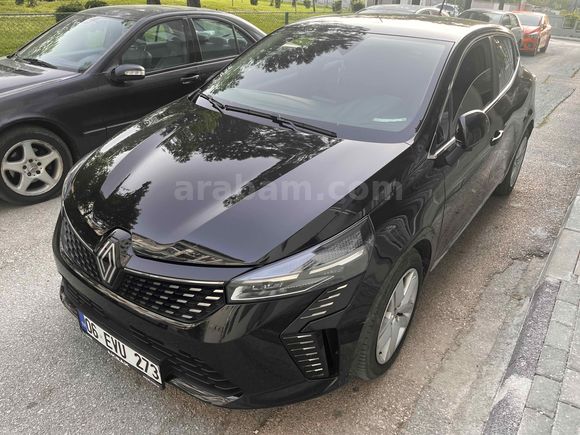 Sahibinden Renault Clio 1.0 TCe Evolution 2024 Model  27.000 km Siyah