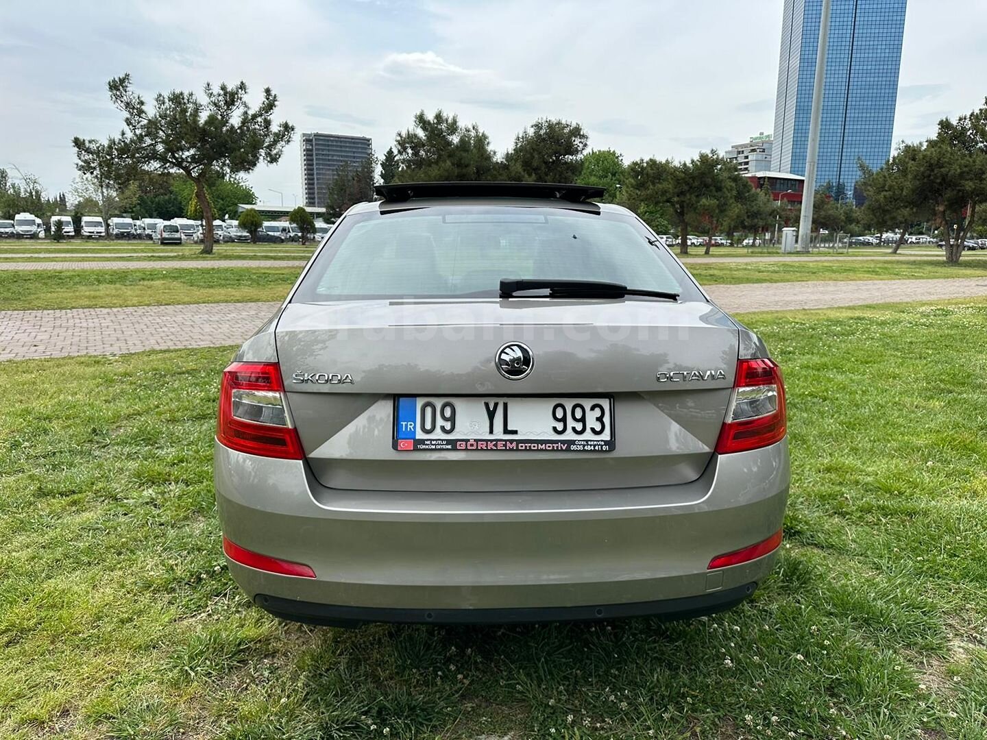 Sahibinden Skoda Octavia 1.6 TDI Elegance CR 2014 Model 6