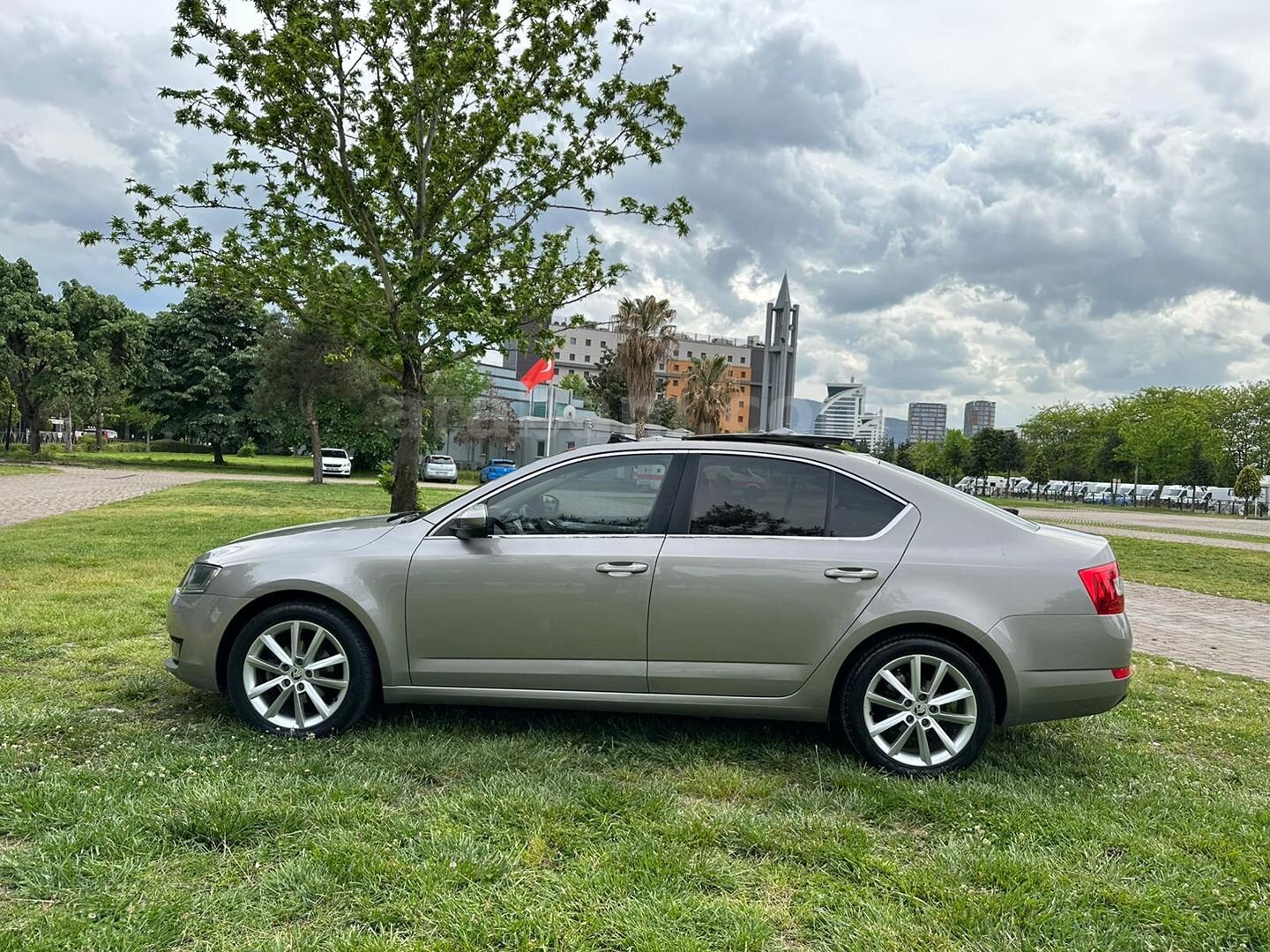 Sahibinden Skoda Octavia 1.6 TDI Elegance CR 2014 Model 5