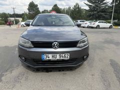 Sahibinden Volkswagen Jetta 1.6 TDi Trendline 2012 Model  251.740 km Füme