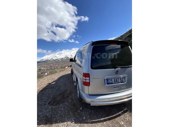 Sahibinden Volkswagen Caddy 1.6 TDI Comfortline 2015 Model  182.000 km Gri