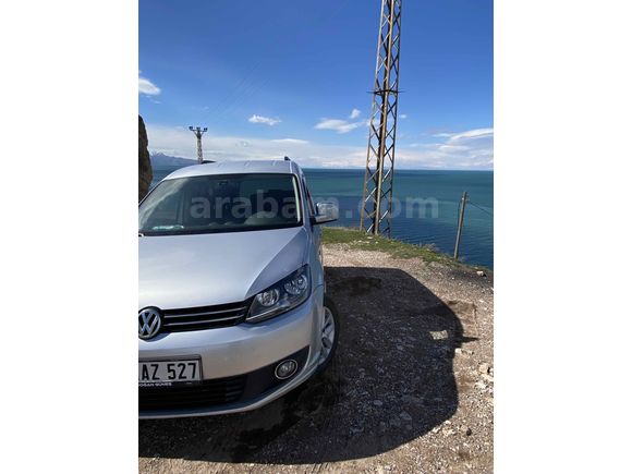 Sahibinden Volkswagen Caddy 1.6 TDI Comfortline 2015 Model  182.000 km Gri
